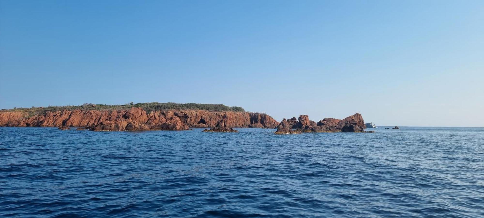 Agay Cap Esterel Village Allee Fleurs - F2 Clim Vue Golf Et Mer - Grande Terrasse Plein Sud Saint-Raphael  Exterior photo